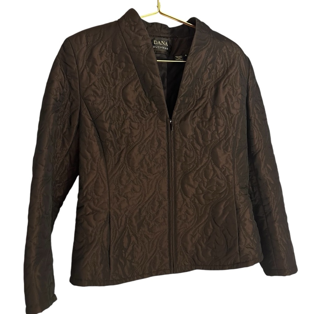Dana Buchman brown/black‎ iridescent quilted zip jacket. Size 8